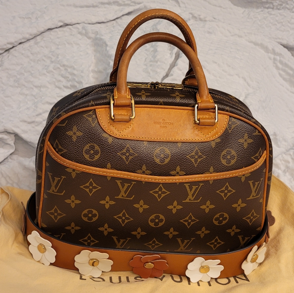 Louis vuitton trouville handbag